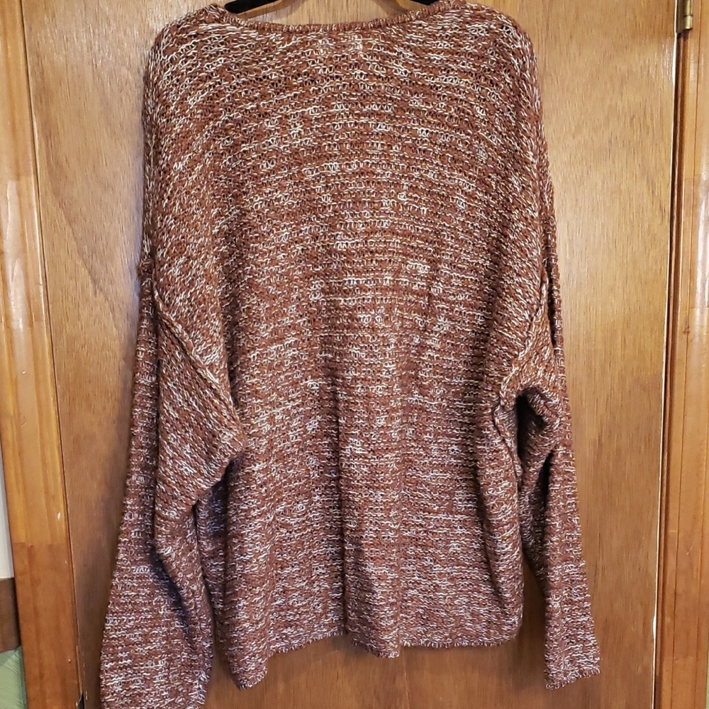 Universal Thread Marled Rust-Brown V-Neck Sweater - Picture 8 of 9